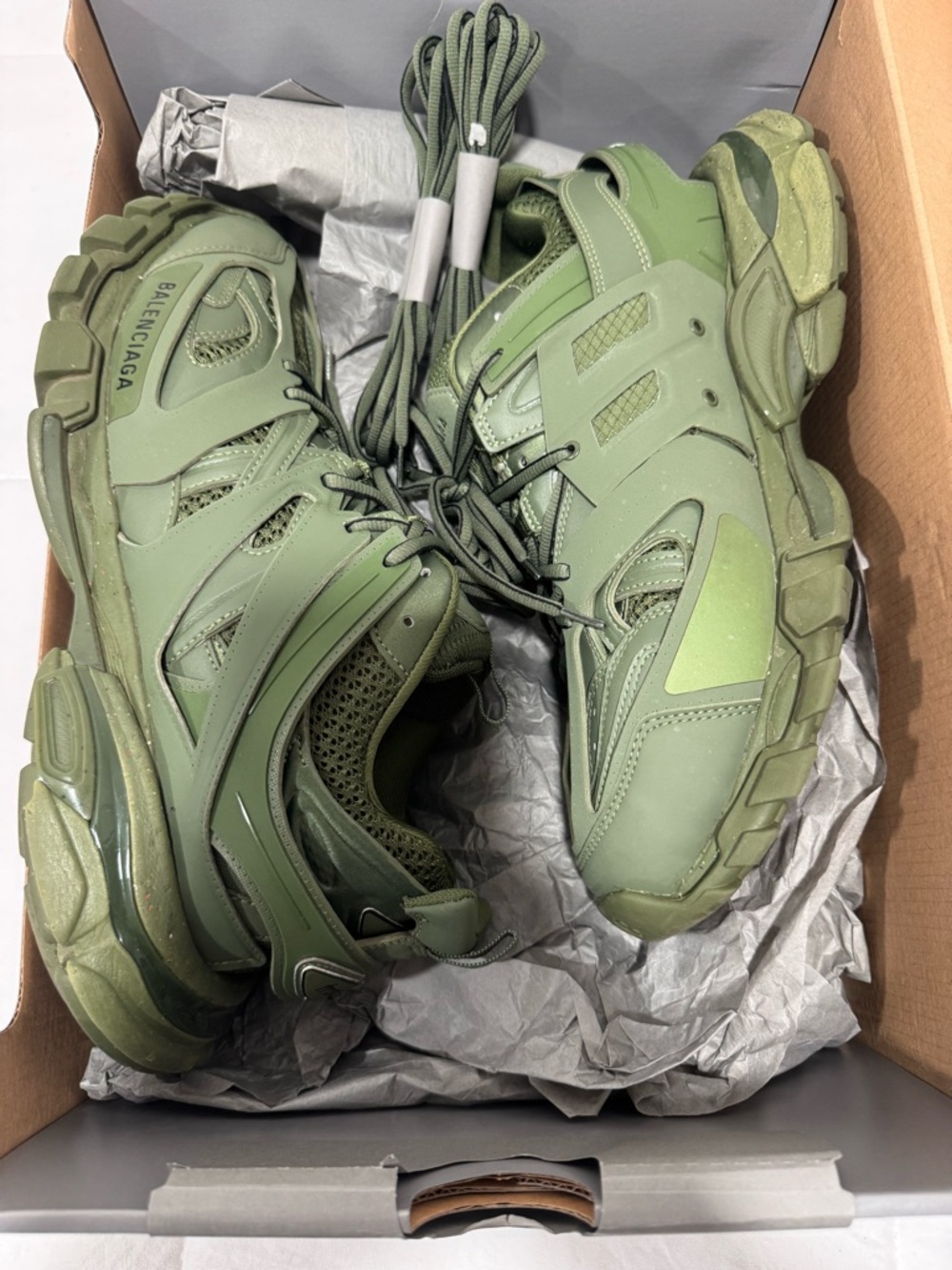 Balenciaga Men Track Sneakers in Olive Green - Picture 4 of 4